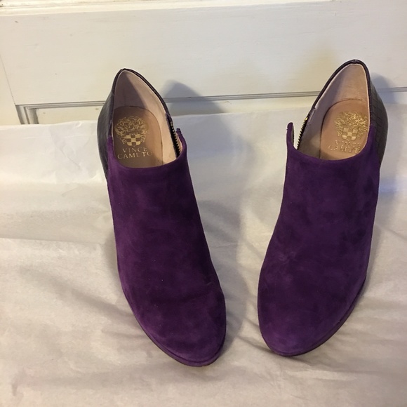 Vince Camuto Shoes - Vince Camuto  Elvin Eggplant booties 8.5M
